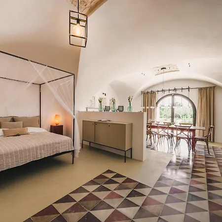 Villa Helloapulia - Terra, Fuoco & Acqua - Scenic Escape, Pet Friendly