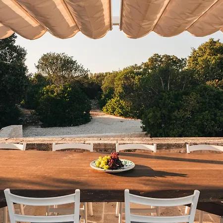 Helloapulia - Terra, Fuoco & Acqua - Scenic Escape, Pet Friendly Villa